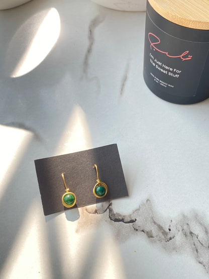 Chic Green Stone Ear Studs – Modern Glamour